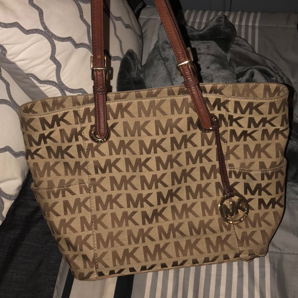 Micheal kors bag